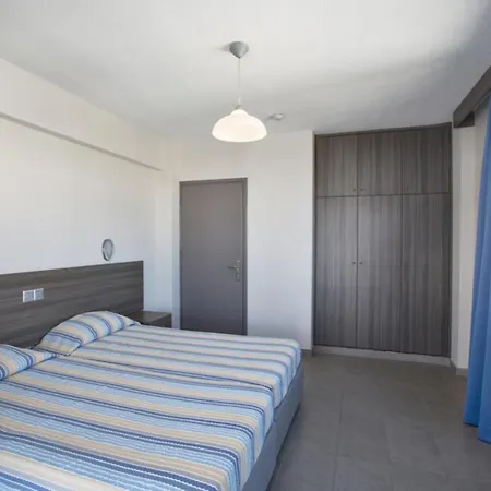 Villa Picture Relaxing Beside Your Private Pool In Reading Your Favourite Book 1327